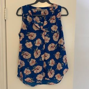 Blue floral tank